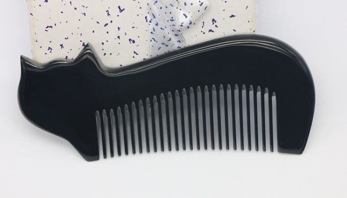 水牛ヘアコーム 黒水牛角の櫛 - 天然角のヘアコーム