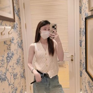 
Yuan goods ~ American R-mark 2025 spring women's classic crimp pure cotton V-neck knitted vest women's vest cardigan