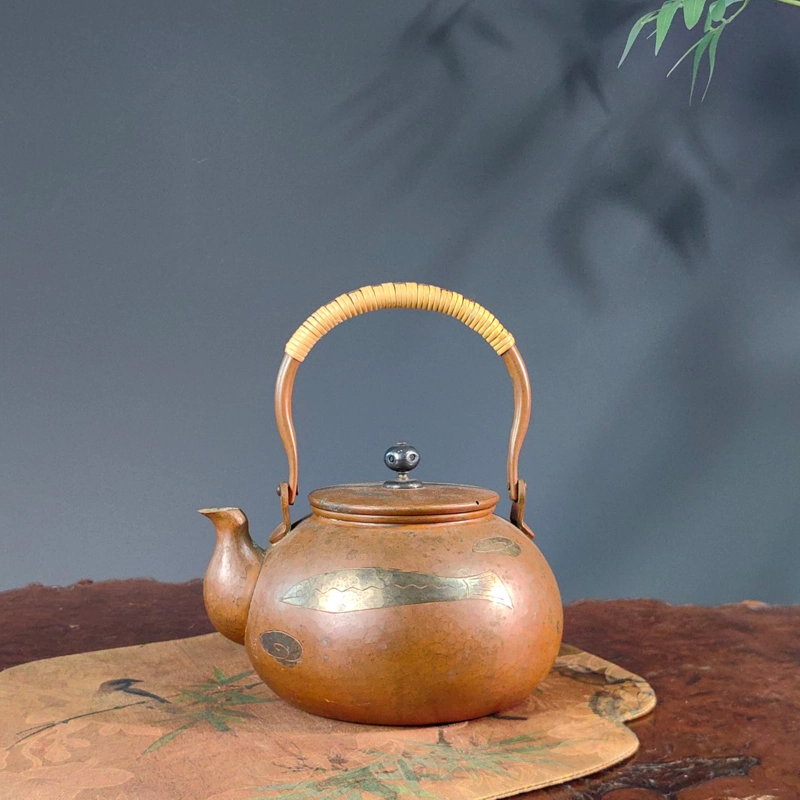 銅器 銅銭壺 提梁壺 招財銅銭茶壺 茶道具 工芸品 置物 銅器 銅銭壺 提梁壺 招財銅銭茶壺 茶道具 工芸品 置物 - メルカリ