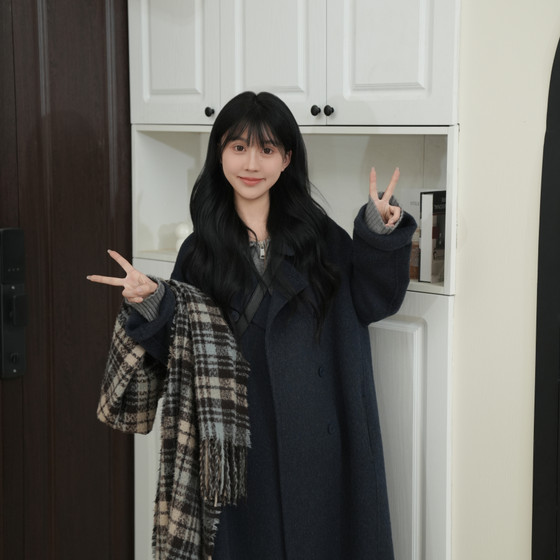 
Idika's loose temperament, versatile and fashionable mid-length coat for women, autumn and winter small double-sided woolen coat