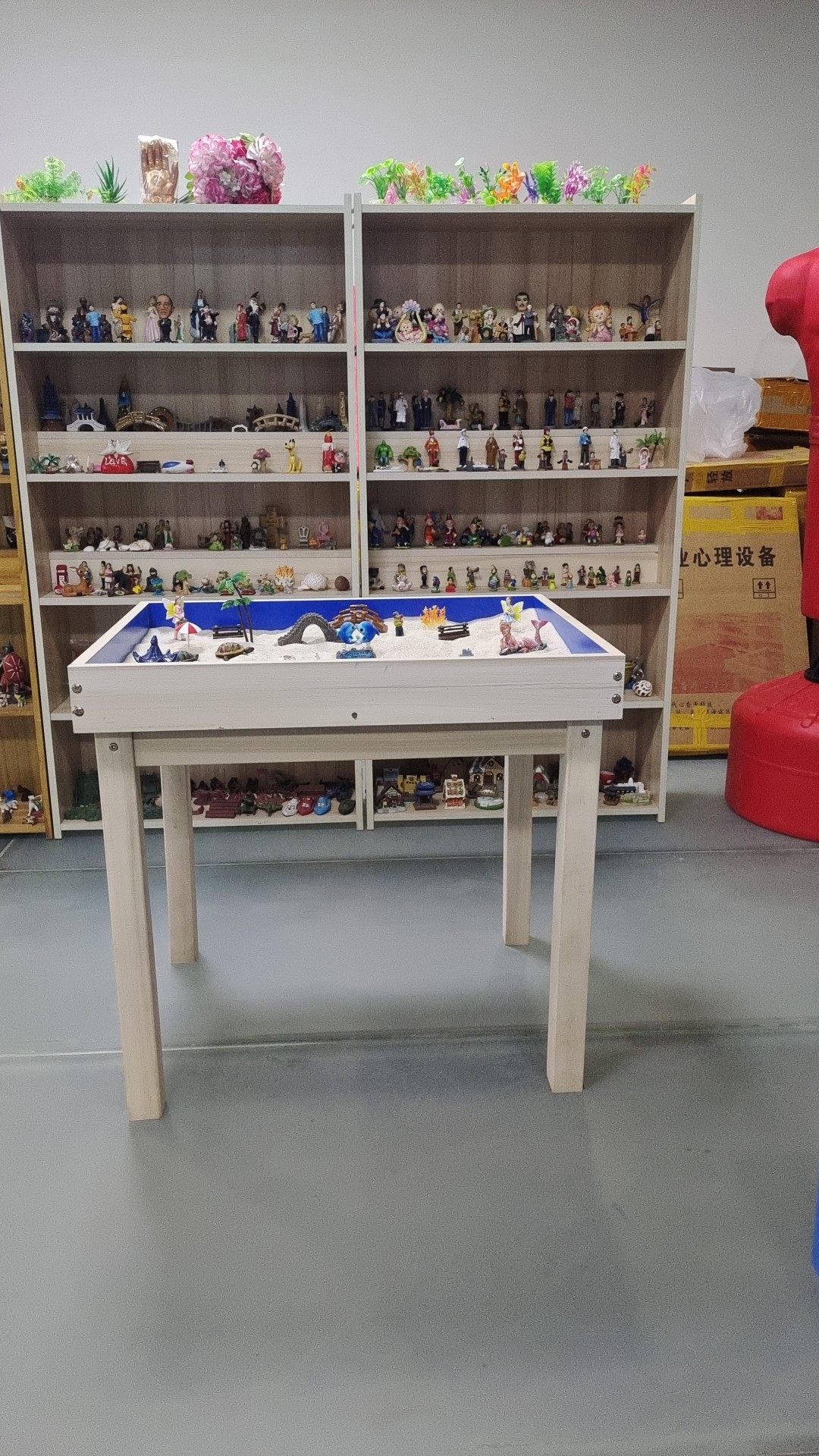 샌드 박스 모래 세트 상자 안뜰 치료 대형 샌드 박스 심리 상담실 표준 모래 테이블 유원지 게임 테이블--Freehip.co.kr