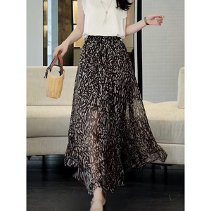 
Qiu Yingying's 'gentle leopard print' retro light luxury high-end drape fashion skirt