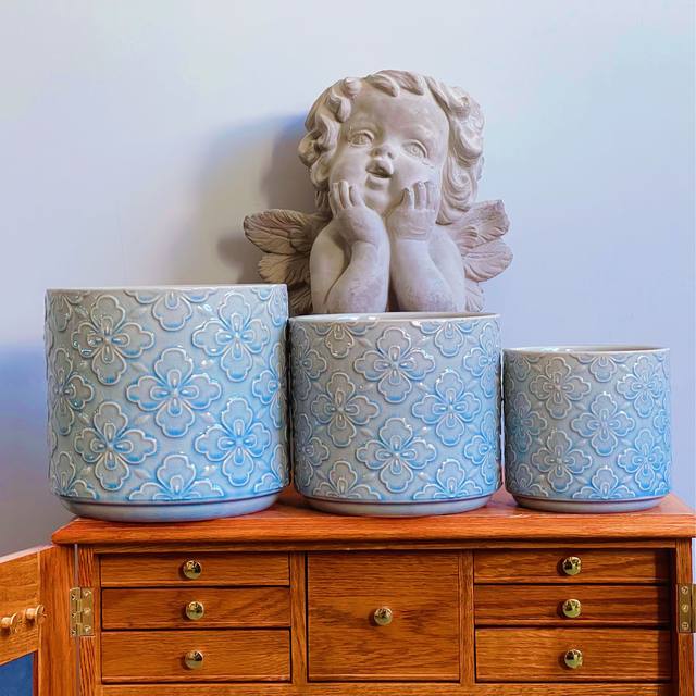 Export Nordic handmade flower pots, unique simple relief glazed ceramics, designer Phalaenopsis green flower pots