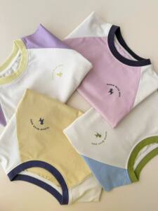 
Kindergarten versatile children's long-sleeved T-shirt 2026 spring new boys' round neck inner wear clothes girls spring clothing