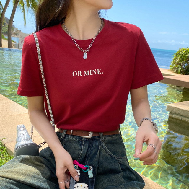 Red round neck short-sleeved T-shirt women's 2025 summer new loose base unique beautiful shoulder top