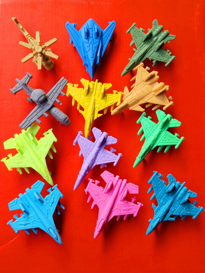 CROWN SPORT & BLACK PARASOL ミニカーセット Amazon.co.jp: 1/30