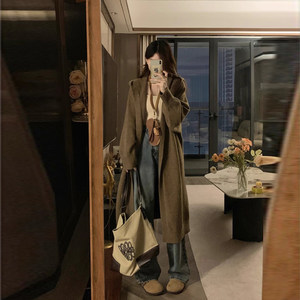 
High-end lazy style large quilt hooded sweater coat autumn and winter Korean style loose and versatile thickened knitted coat for women