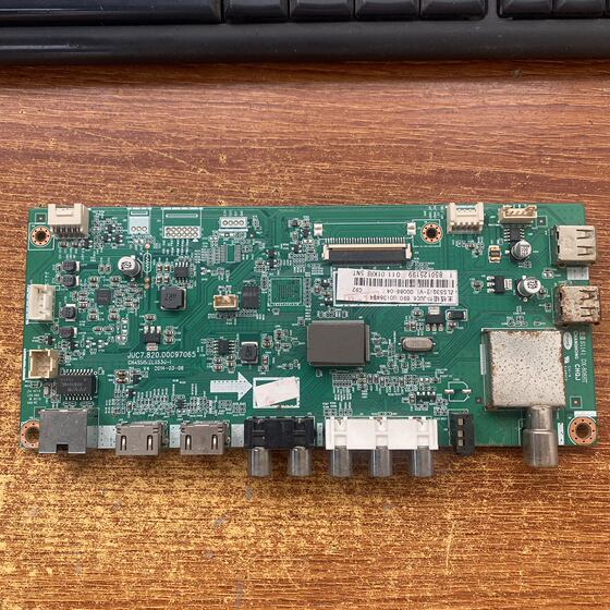 Changhong 50N1 TV motherboard JUC7.820.00097065 screen C500F15-E1-A spot disassembly Hua