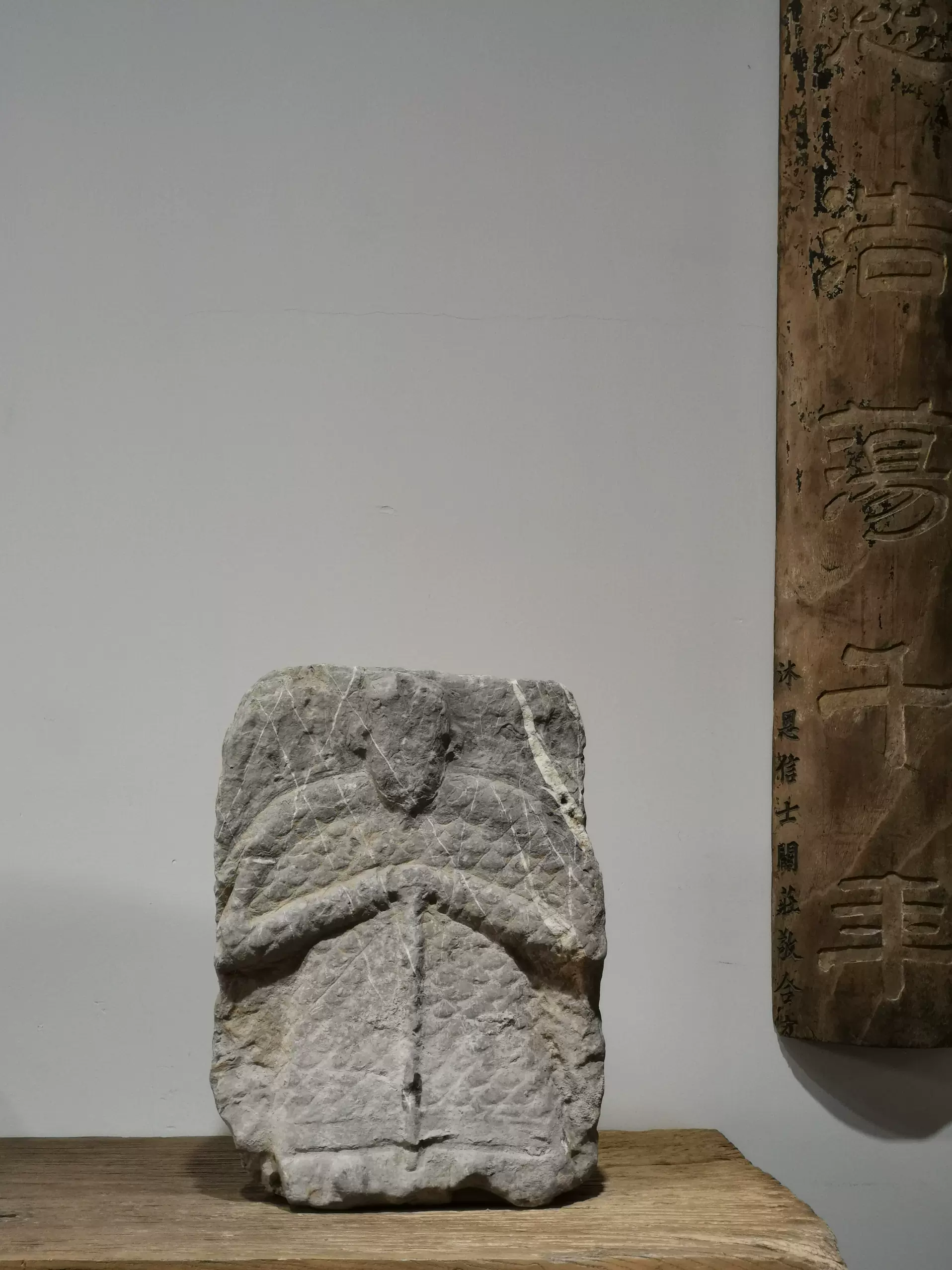 中国美術 白玉石 刻 太湖石 筆架 文房四宝(HA427) 中国美術 白玉石 刻 太湖石 筆架 文房四宝(HA427) - メルカリ