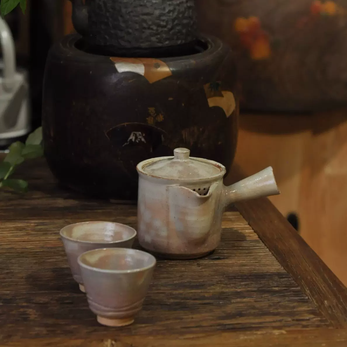 【治】釜師造　斑紫銅蓋　波紋平丸鉄瓶☆茶道具　HM68 日本老铁釜茶釜水釜茶道具紫铜盖大铁釜无补无漏名家釜师造