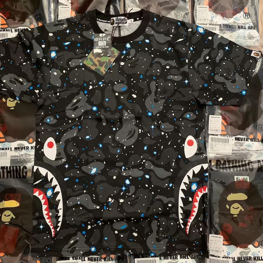 国内现货】 BAPE SPACE CAMO星空夜光迷彩全迷彩两侧鲨鱼TEE-Taobao