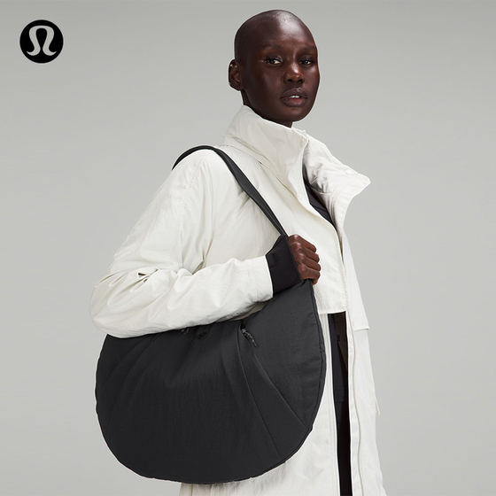 
Pleated women's shoulder bag water-repellent丨lululemon丨LW9EJRS