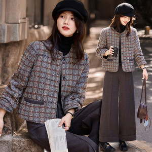 
Awakening Paradise thickened down woolen coat and trousers suit 2025 winter new women's two-piece set