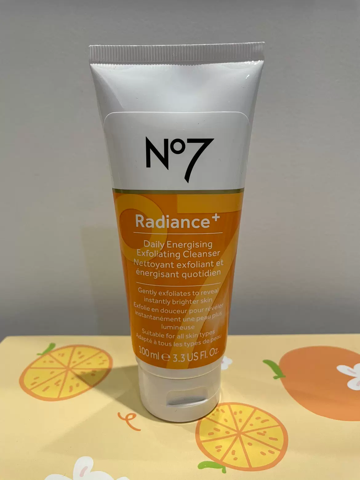 包邮现货英国No.7 Radiance+日常焕彩活力vc去角质洁面乳100ml-Taobao