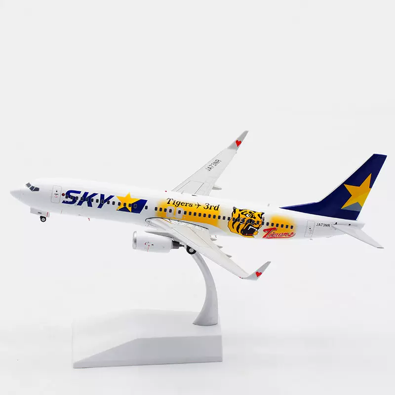 JC Wings 1:200 合金飞机模型日本天马航空波音B737-800 JA73NR