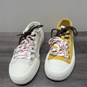 
Broken-size soft-soled canvas shoes for women's spring and autumn new pair of shoelaces fashionable and versatile sports shoes casual shoes