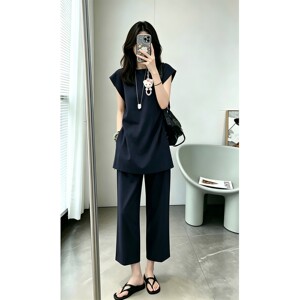 
Casual Fashion Suit Women's Summer Sleeveless Top Nine-Point Wide-Leg Pants Slim Loose Two-piece Set 2026 Summer New Style