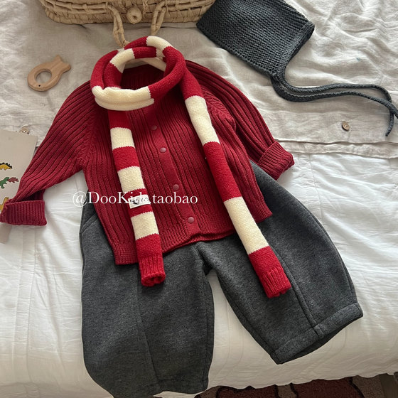 
ins baby New Year red sweater knitted cardigan male and female baby 100 days old going out fashionable clothes and jackets
