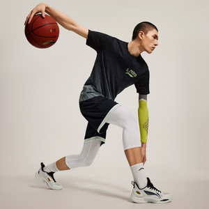 
LINING Li Ning 2025 Summer Men's Basketball Series Quick-Drying Cool Sports Shorts AAPU031