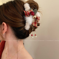 Beautiful Christmas~ Red Plush Hair Clip for Women, Large Claw Clip for the Back of the Head, High-End Shark Clip Hair Accessory