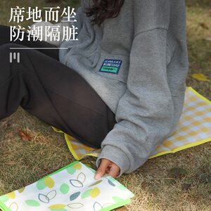 
Outdoor cushions, outdoor lawn cushions, waterproof cushions, moisture-proof camping cushions, portable stackable picnic cushions, spring outing lawn cushions