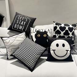 High-Quality Nordic Throw Pillow ins Black and White Geometric Sofa Cushion with English Letters for Living Room, Balcony, Bay Window, Lumbar Support