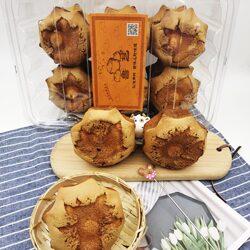 Luyi Old Cake, a Nostalgic Old-Fashioned Water-Free Egg Cake from the 80S, a Nutritious Breakfast for Children and the Elderly, Purely Handmade Old Bread