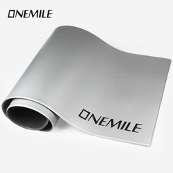 Onemile Gym Commercial Non-Slip Thickened Wall-Mountable Perforated Pvc Silver High-Density Yoga Fitness Mat
