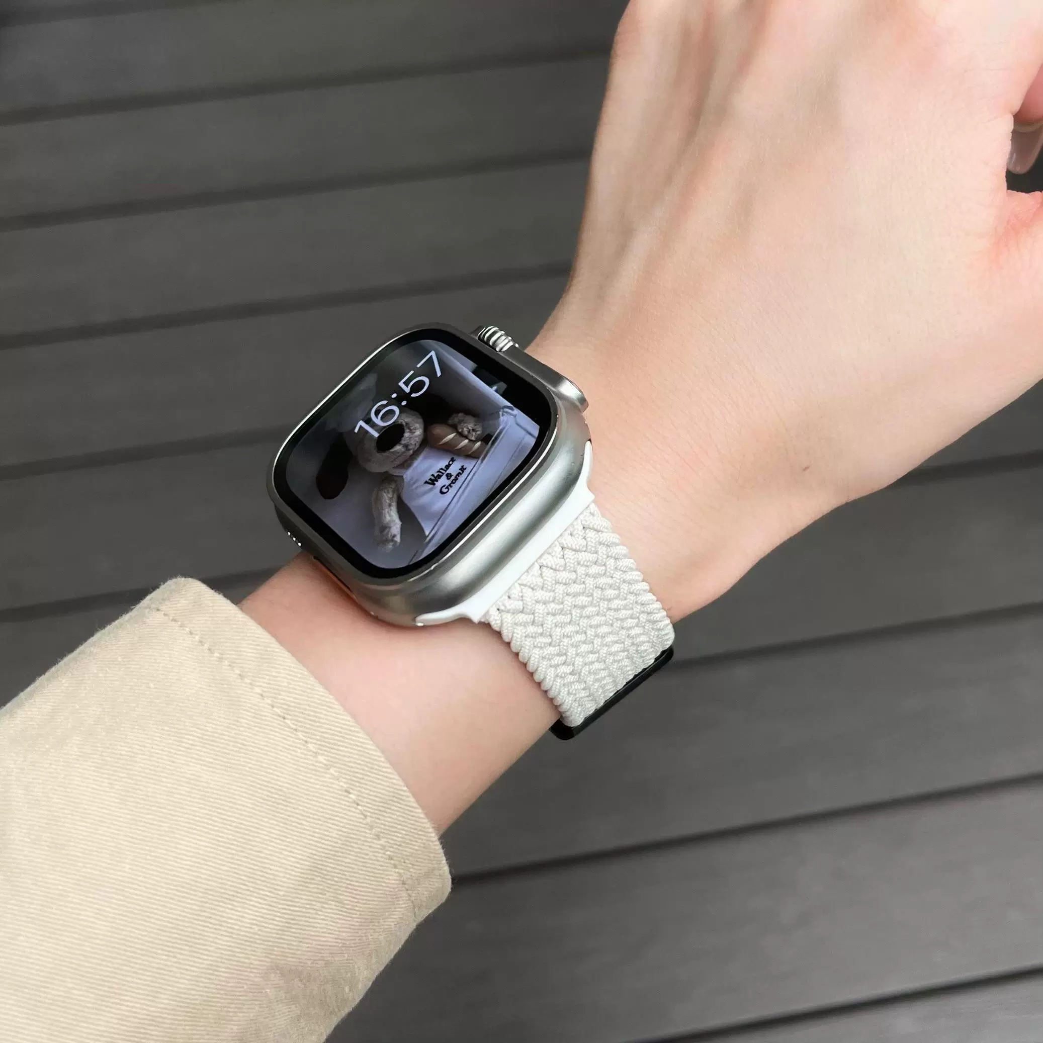 适用苹果手表带iapplewatch ultra3表带新款iwatch9编织磁吸腕带s10