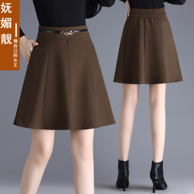 Commuter pleated skirt short skirt for women in autumn and winter 2024 new skirt high waist hip cover A-line skirt fluffy umbrella skirt