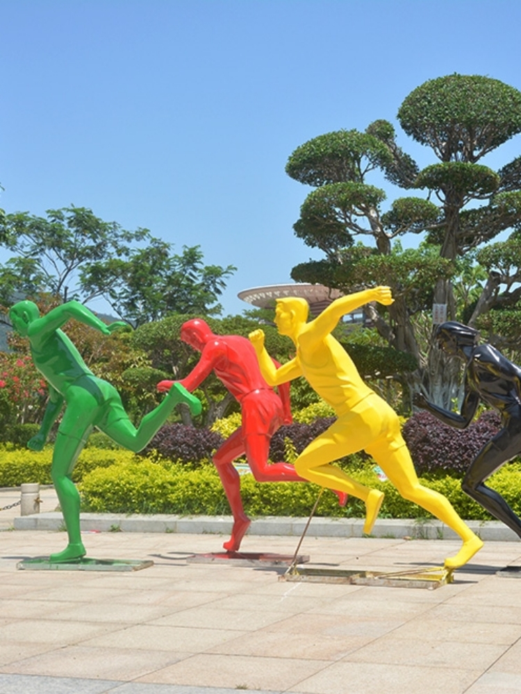 抽象跑步运动人物雕塑