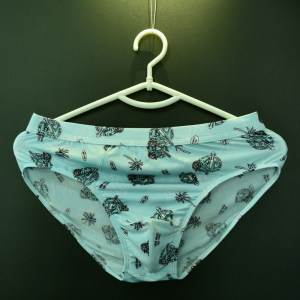 
Buy 2 get 1 free men's ice silk triangle mid-waist underwear, quick-drying, breathable, soft, silky shorts, large stretch sports