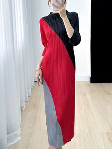 
Color-blocked pleated dress for women, women's versatile loose midi skirt, simple A-line skirt, elastic large size pleated