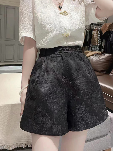 New Chinese style white shorts for women with large size high waist slimming jacquard plate button A-line wide-leg pants for summer thin
