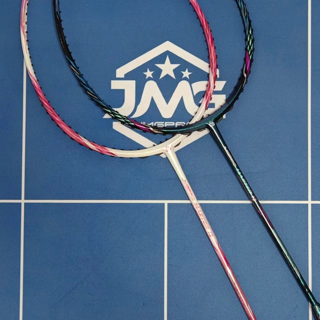 JMG breaks the M12 badminton racket with high speed, large racket frame ...
