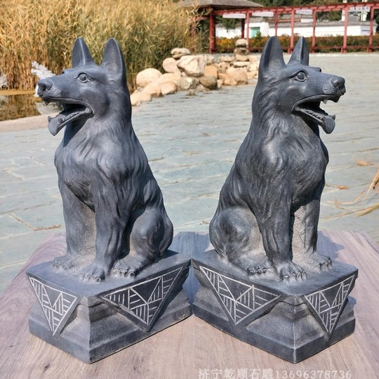 石彫りの犬のペア - 干支の動物彫刻