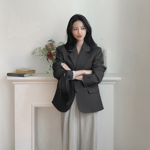 
Shang Yiyi high-end temperament suit jacket for women 2025 new autumn small casual loose Korean style suit