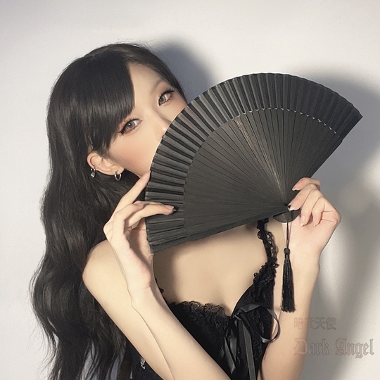 中国シルク扇子 - 女性用8インチ竹製ハンドファン