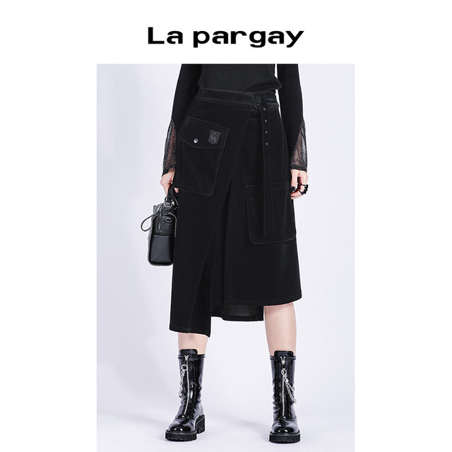 Lapargay Napaja 2023 new women's black skirt personalized fashion asymmetrical mid-length skirt