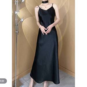 
Summer new style French acetate satin suspender dress, high-end temperament, sexy goddess, high-end V-neck long dress
