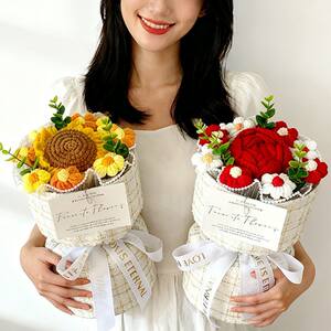 
Finished knitted small fragrant bouquet birthday gift for mom, girlfriend, best friend, Christmas and Valentine's Day gift