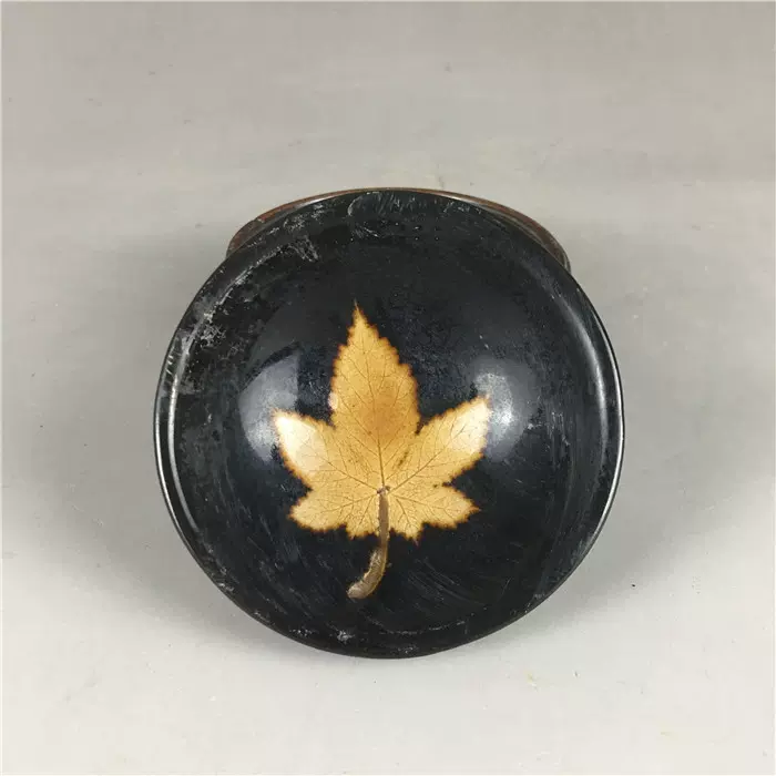 宋代吉州窑黒釉枫叶碗茶盏中号做旧仿出土古瓷器古玩古董收藏 宋代吉州窑黒釉枫叶碗茶盏中号做旧仿出土古瓷器古玩古董收藏
