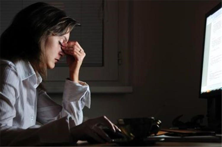 熬夜肚子饿？三款健康零食为你填肚不怕