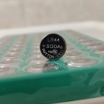 Toy button battery light string calculation