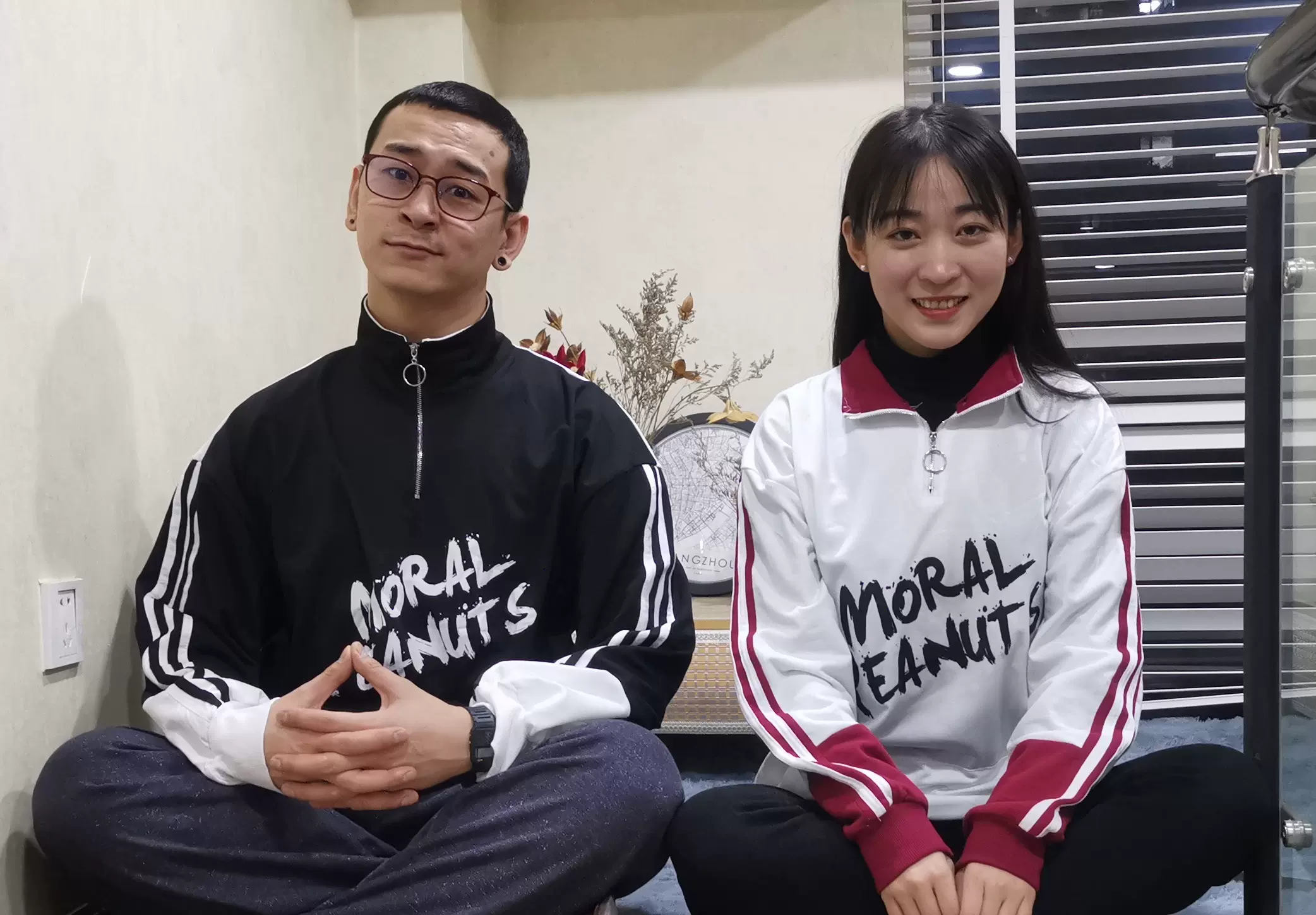 毛骗终结篇套头卫衣男女情侣款加个蛋