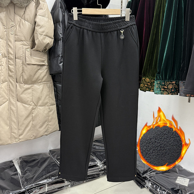 Middle-aged mother's new style of elastic waist straight pants for women in autumn and winter 2024 casual plus velvet foot sports pants coffee color