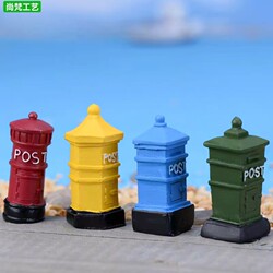 Zakka Style Moss Micro-Landscape Resin Ornaments, Nostalgic Mailboxes, Small Mailboxes, European Retro Craft Ornaments