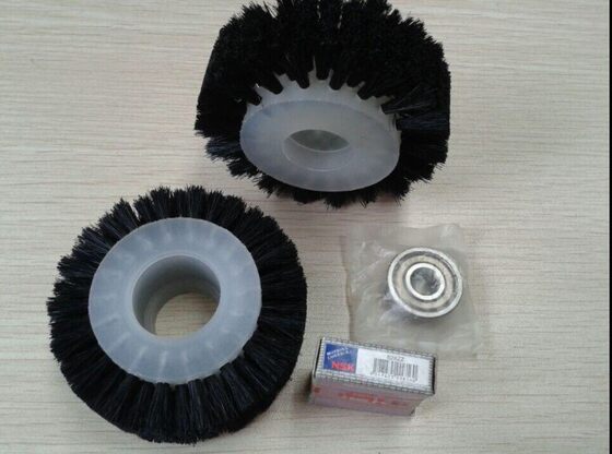 
Yahua 105 fully automatic die-cutting machine bristle press paper bristle laminating machine laminating machine paper feeding wheel bristle roller