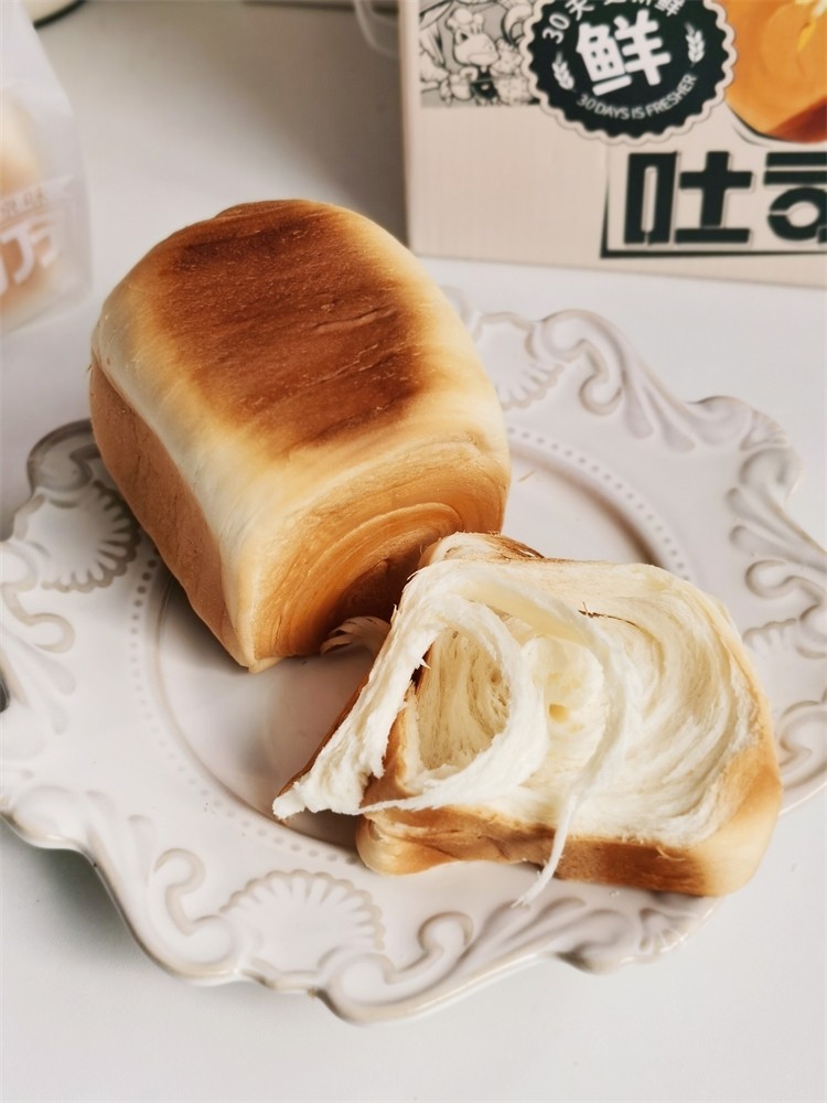 三只松鼠纯奶手撕面包面包松鼠