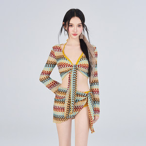 
Pure desire seaside resort swimsuit for women, high-end new style, beautiful split four-piece set, sexy bikini for hot spring bathing